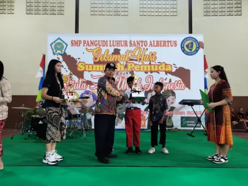 Tim Sepak Bola Mini MIN 1 Ketapang Ukir Prestasi sebagai Juara 2 Lomba Sepak Bola Mini Putra Jenjang SD/MI Se Kabupaten Ketapang 2025